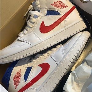 Jordan 1s 50$